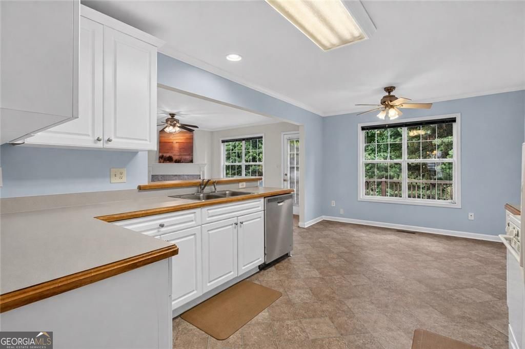 2820 Cobblestone Drive Property Photo 16