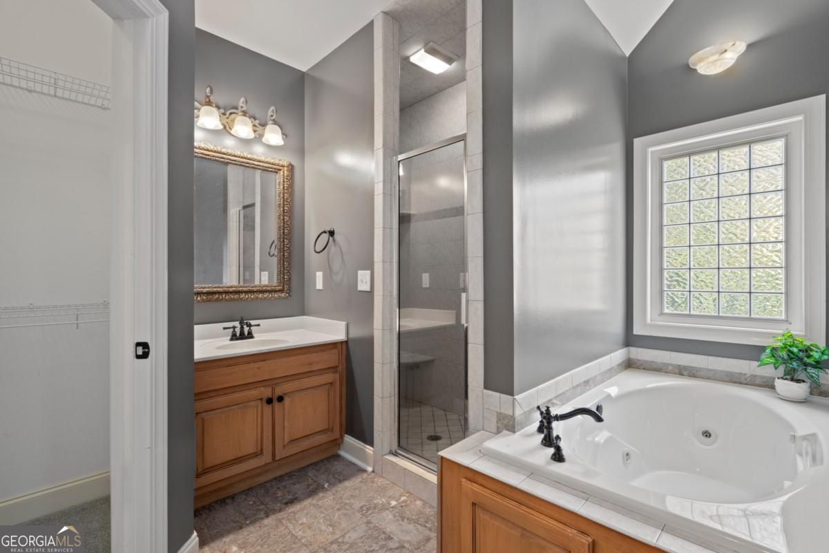 407 Overlook Way Property Photo 14