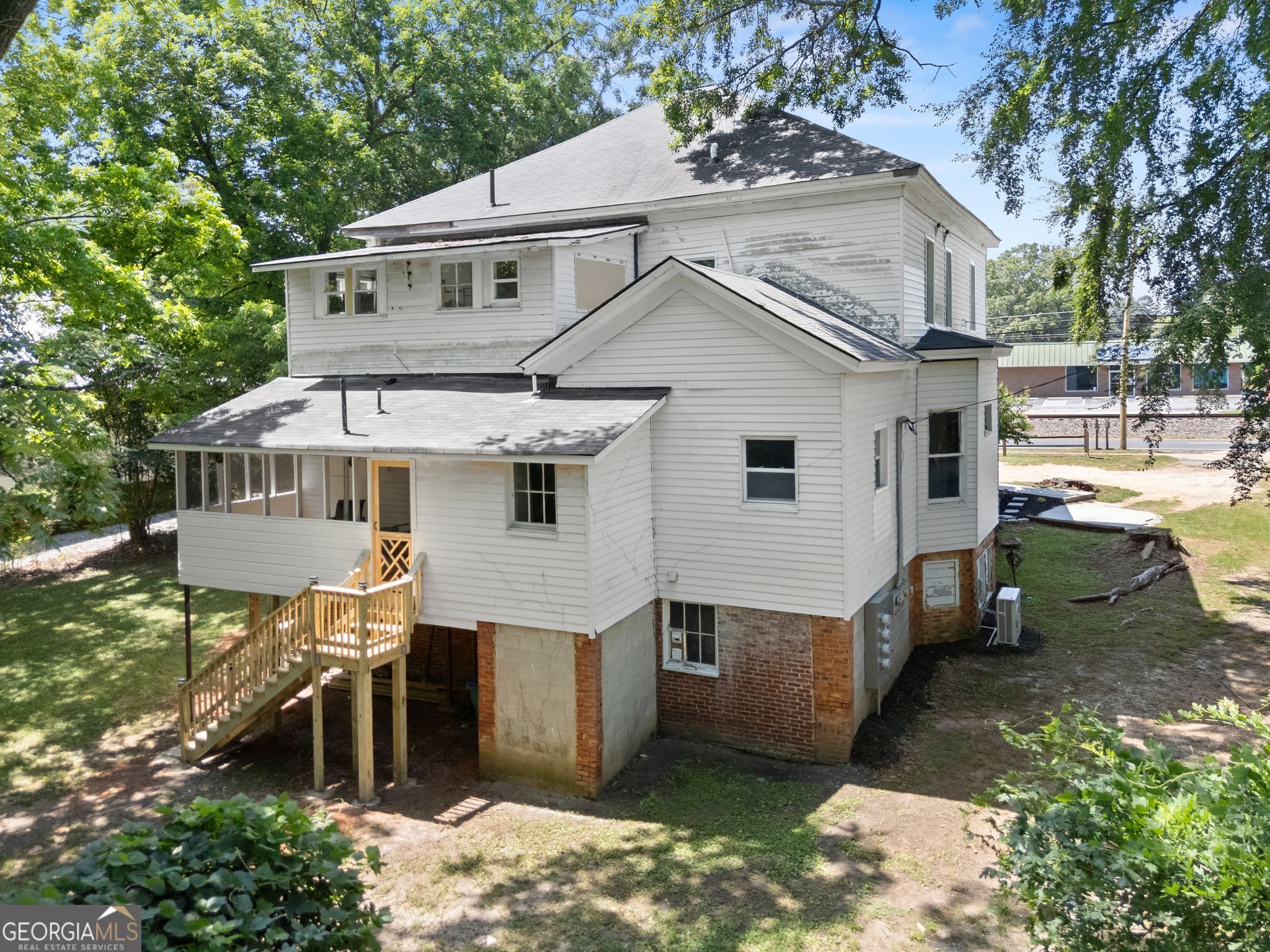 2158 N Broad Street Property Photo 41
