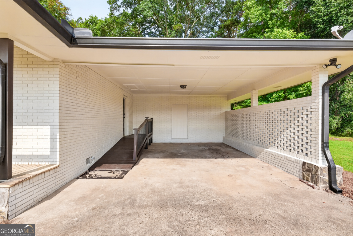1775 Jett Roberts Road Property Photo 3