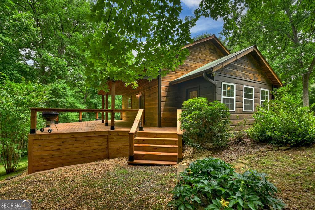 665 Shady Lane Property Photo 1