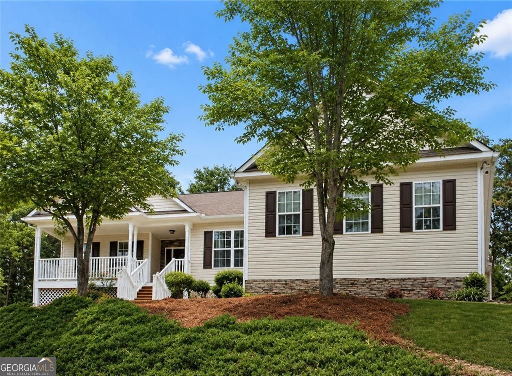 110 Winterhawk Cove Property Photo 1