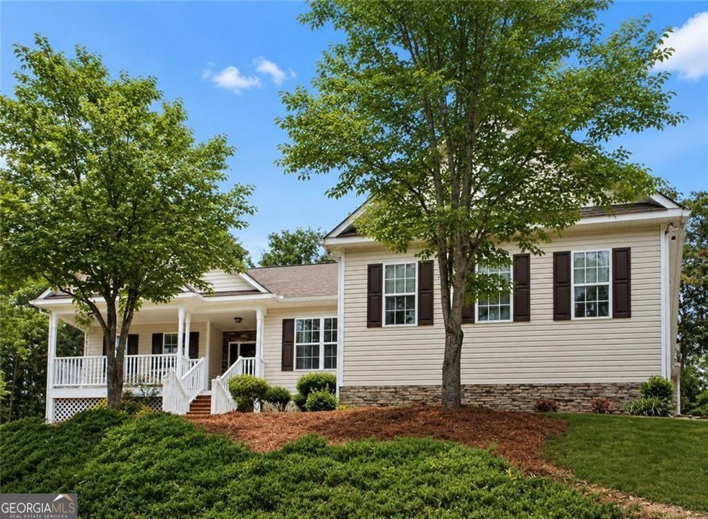 110 Winterhawk Cove Property Photo 1