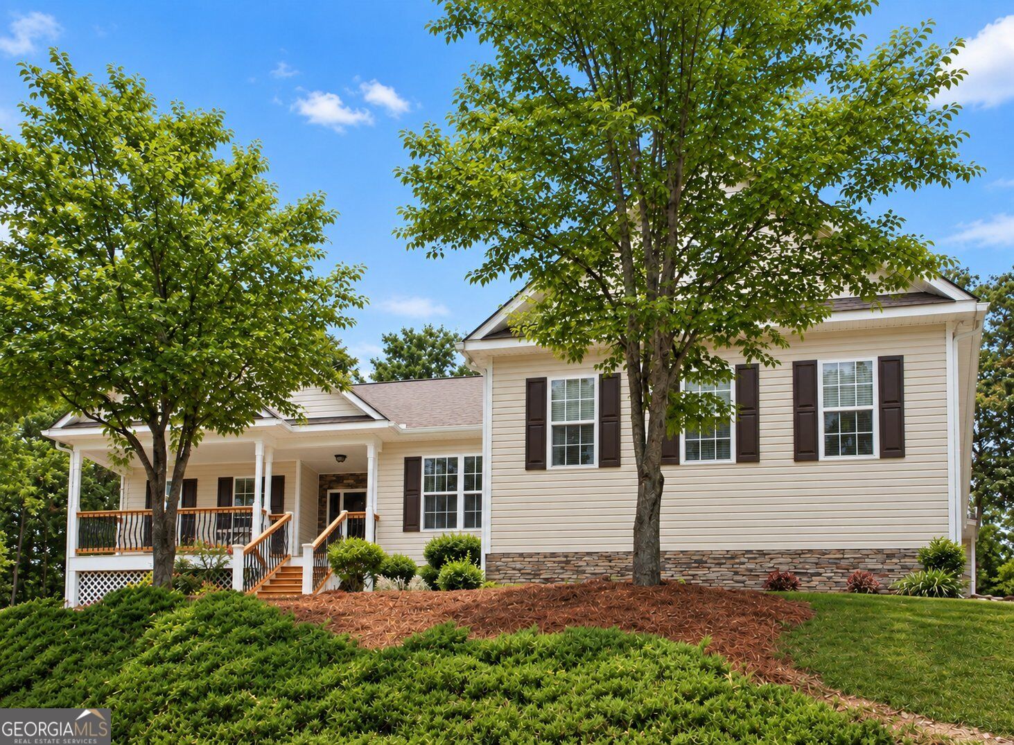 110 Winterhawk Cove Property Photo 1
