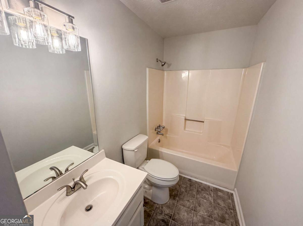 1872 David Drive Property Photo 13