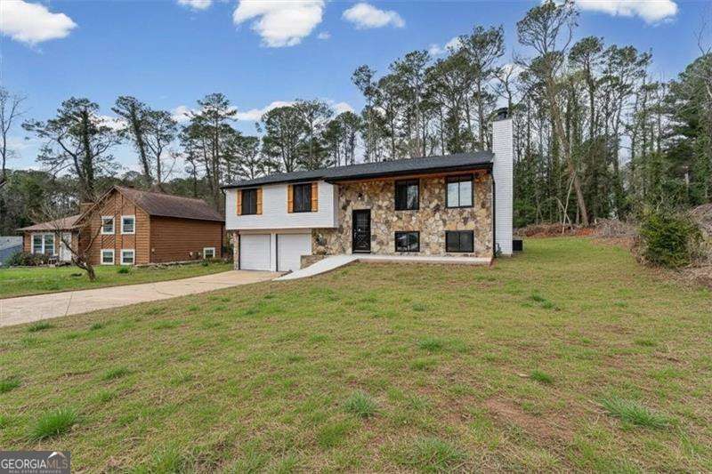 5191 Stone Trace Property Photo 2