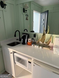 609 Beachview Drive # 100 Property Photo 5