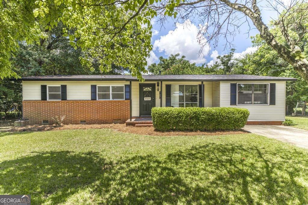 103 Lake Drive Property Photo 1