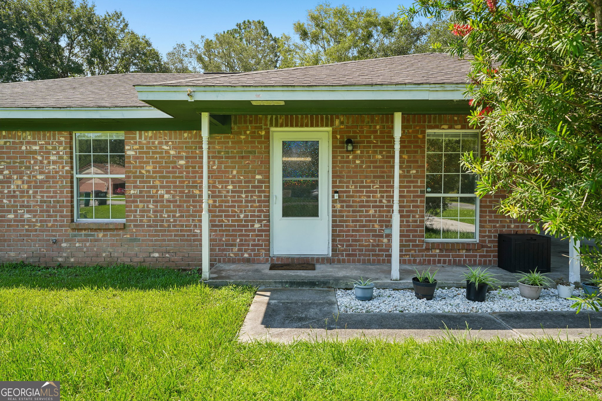 310 Watts Street Property Photo 2
