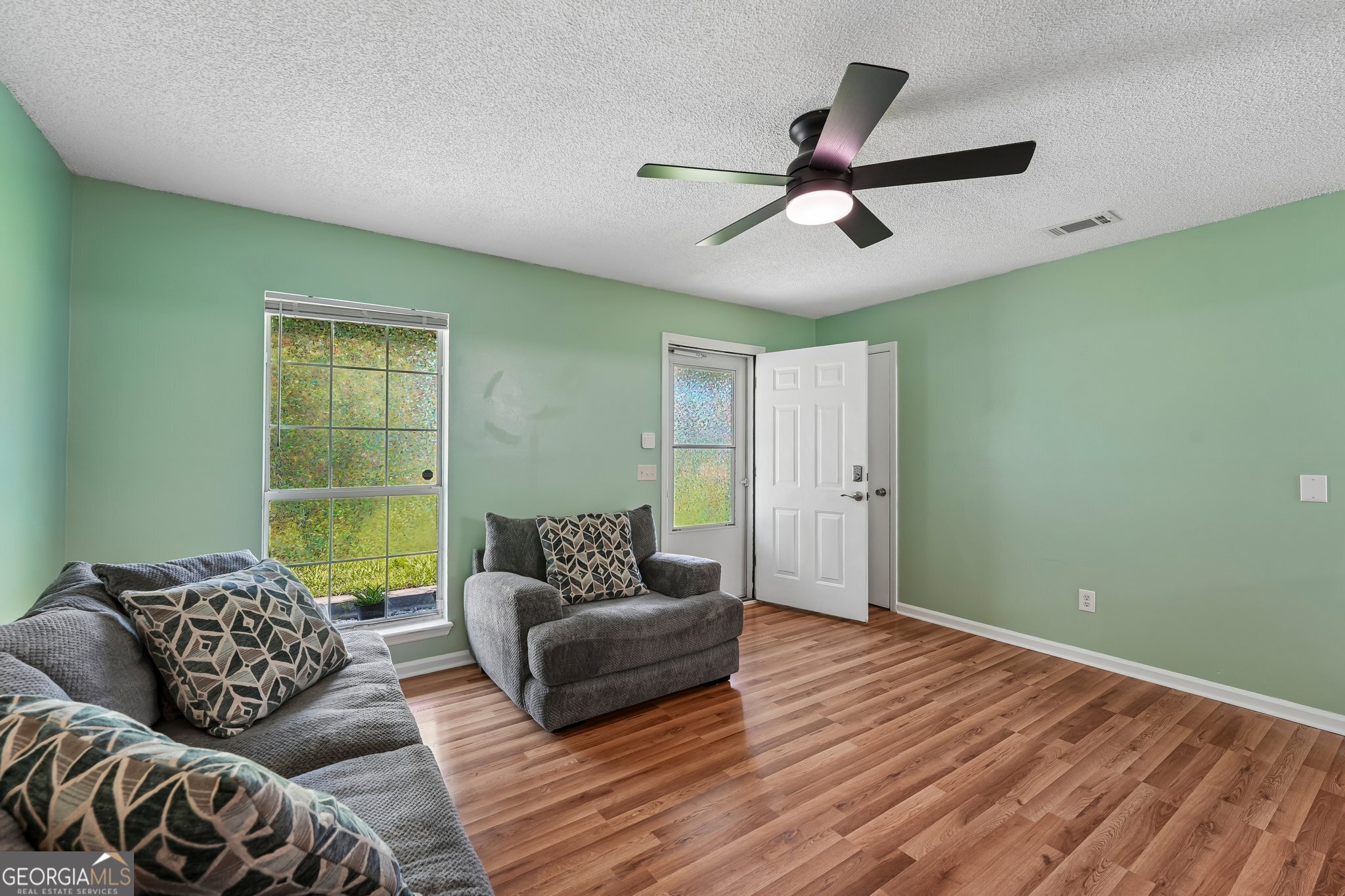 310 Watts Street Property Photo 3