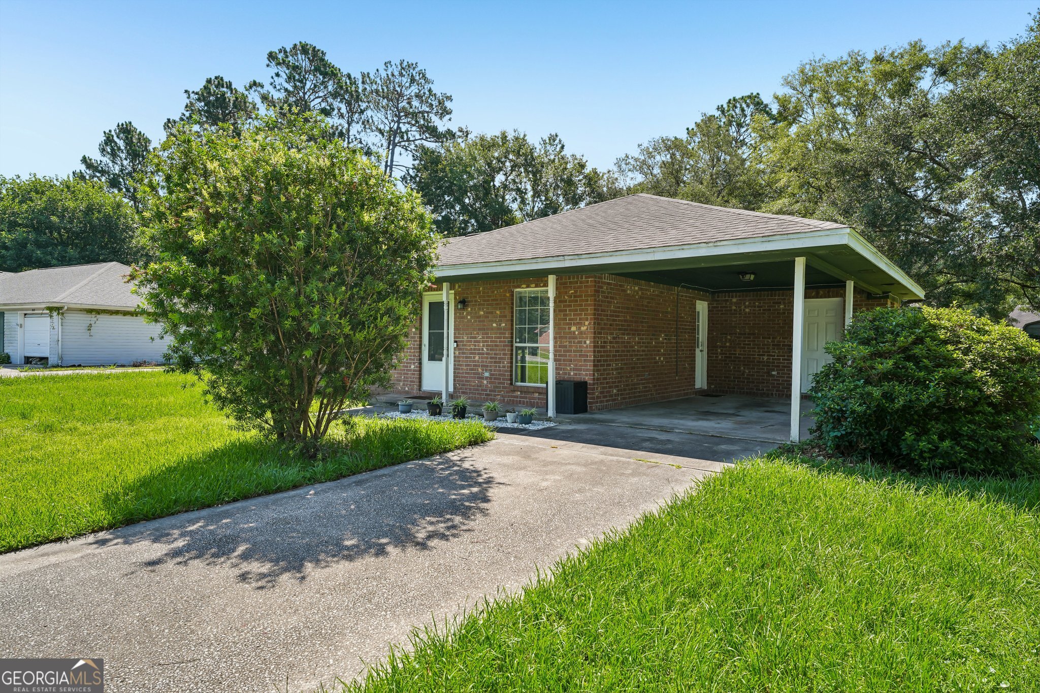 310 Watts Street Property Photo 8