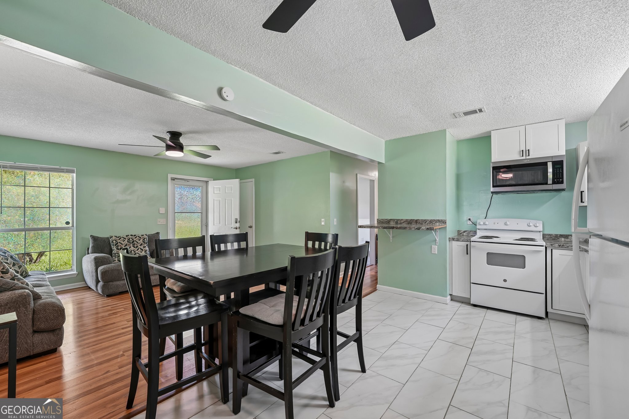 310 Watts Street Property Photo 15