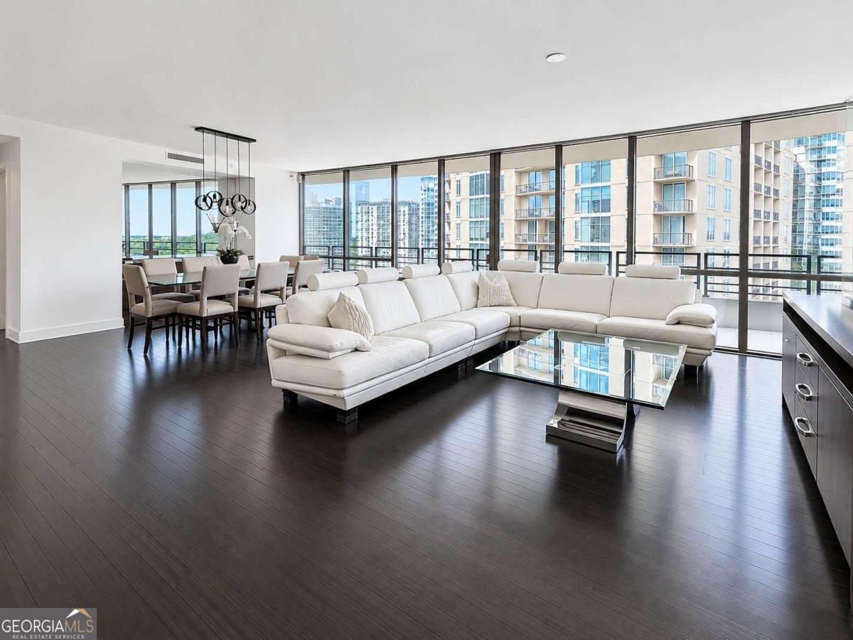 700 Park Regency Place Ne # 1705 Property Photo 1