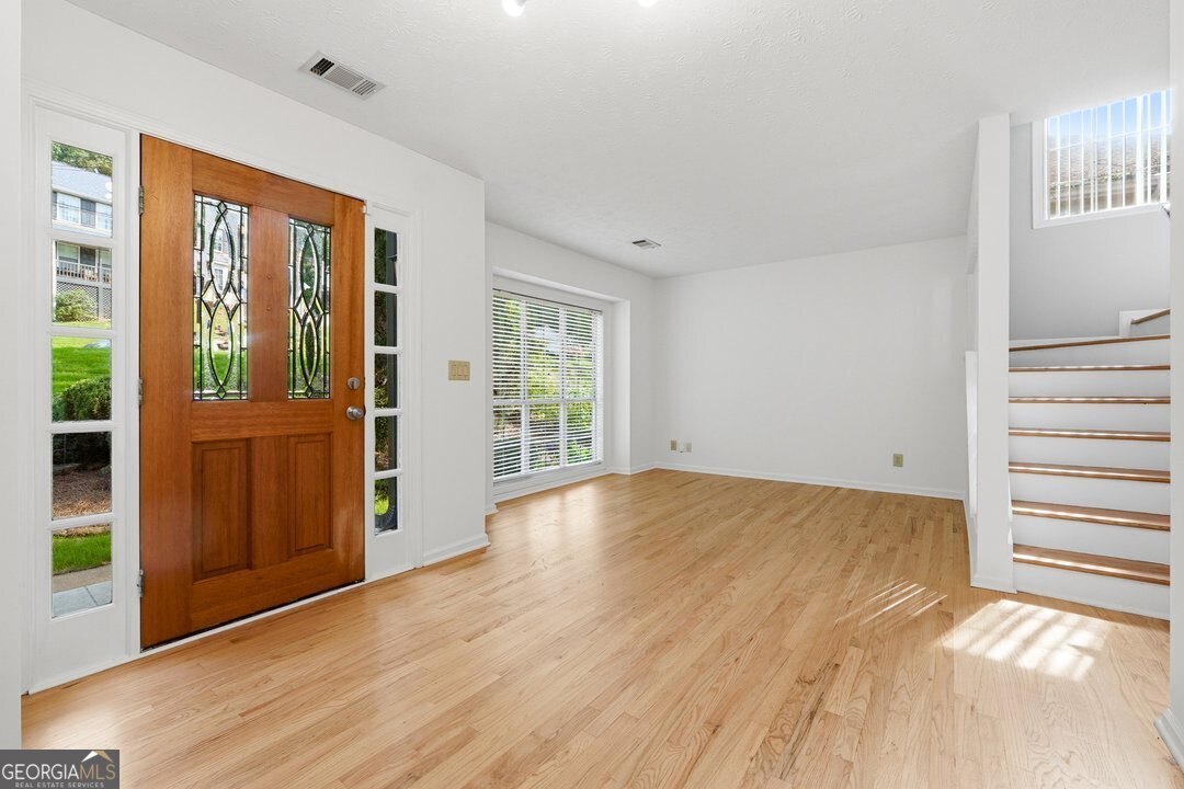 1645 Chase Ridge Lane Property Photo 2