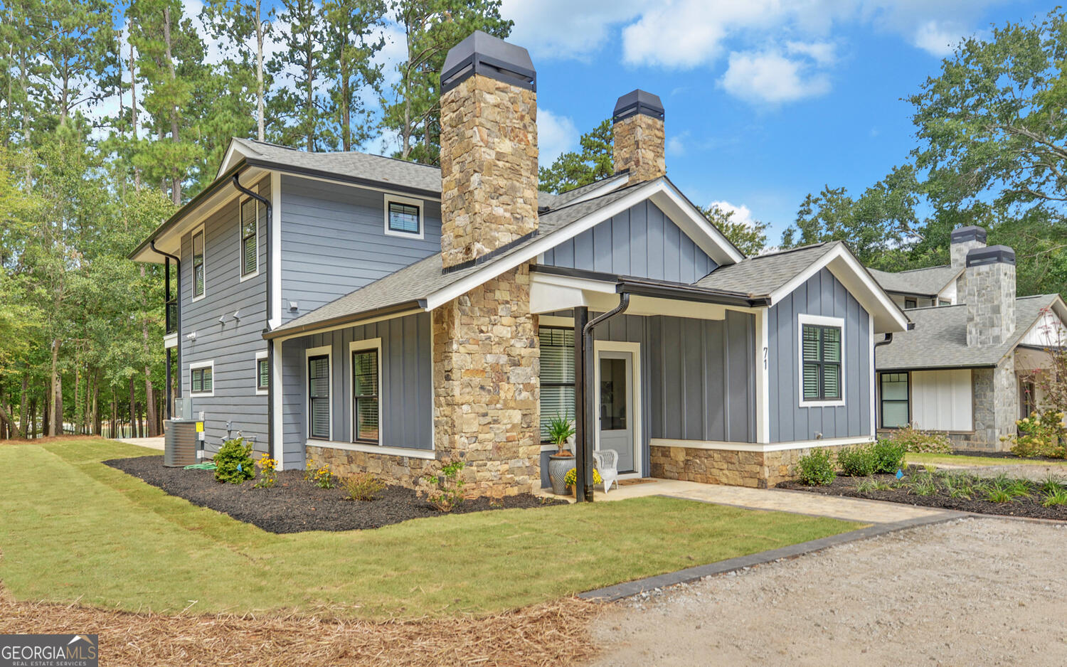 71 Woodlake Crt Property Photo 1