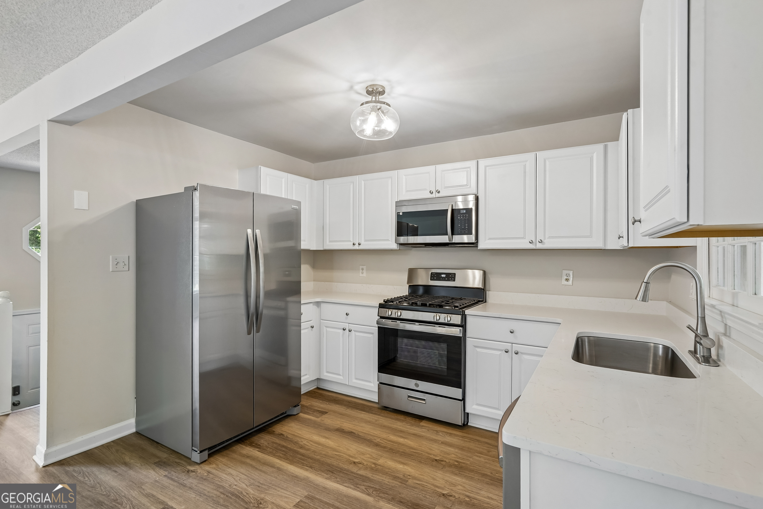 18 Cherry Cove Property Photo 9