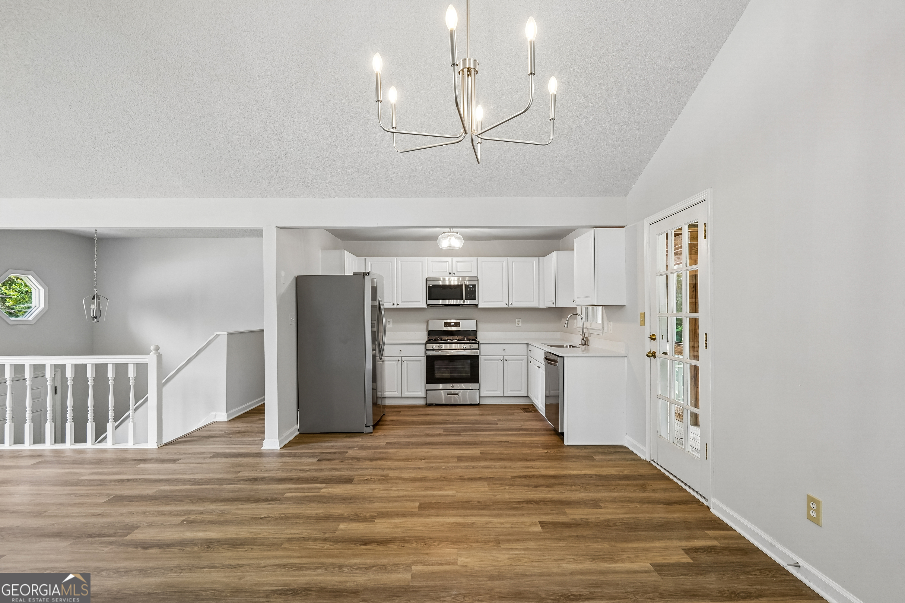 18 Cherry Cove Property Photo 11