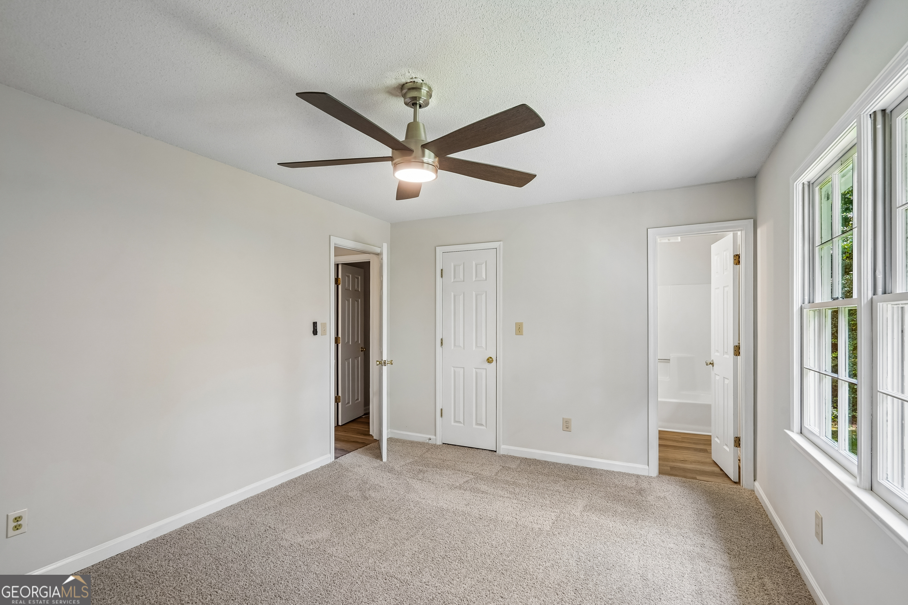 18 Cherry Cove Property Photo 13