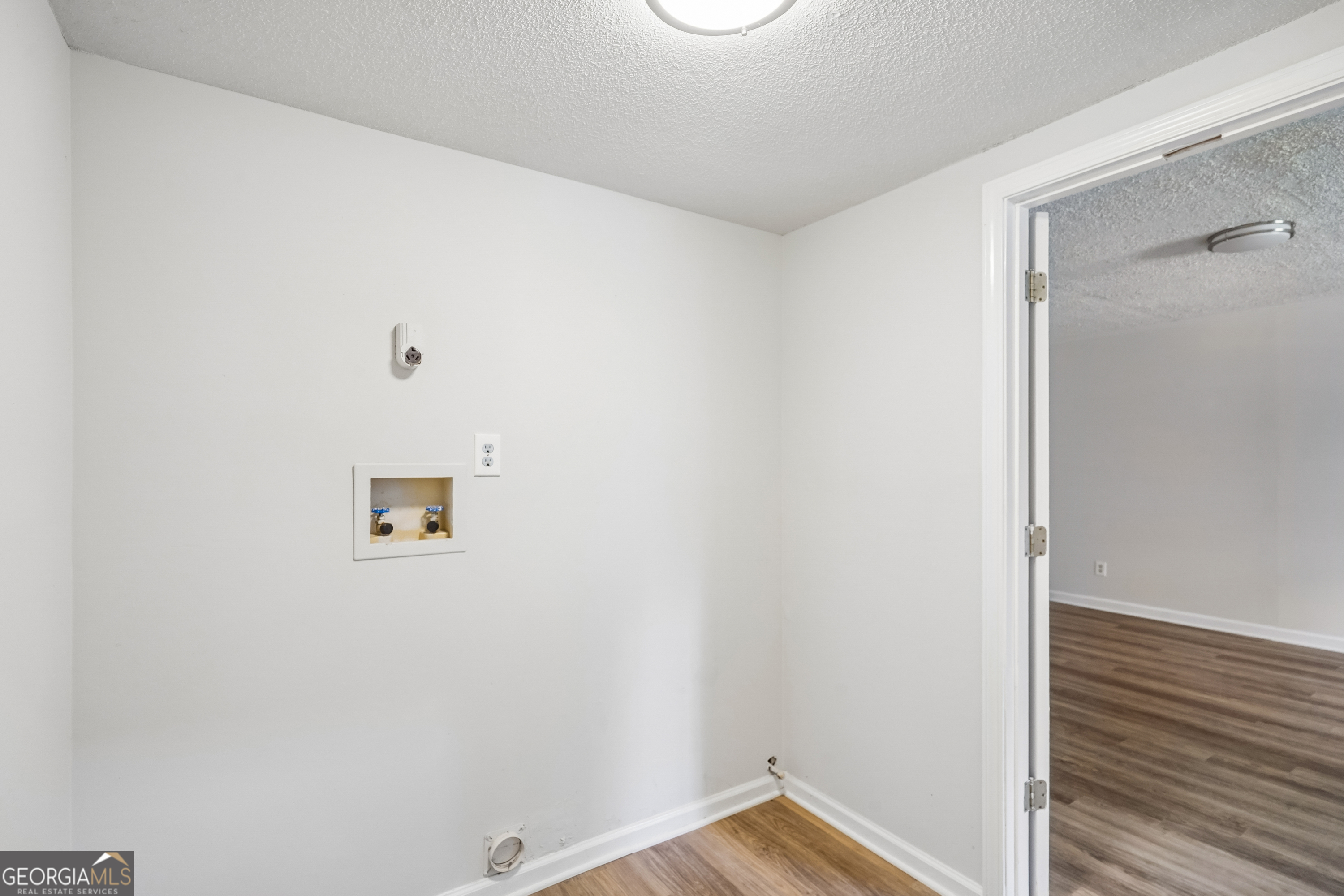 18 Cherry Cove Property Photo 24