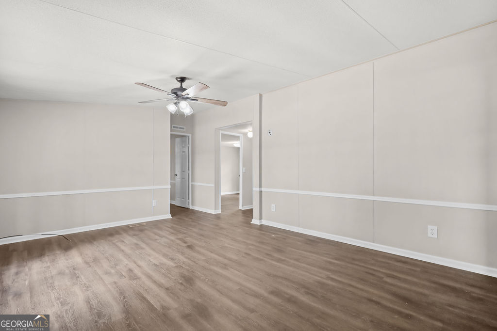 176 Barn Road Circle Property Photo 10