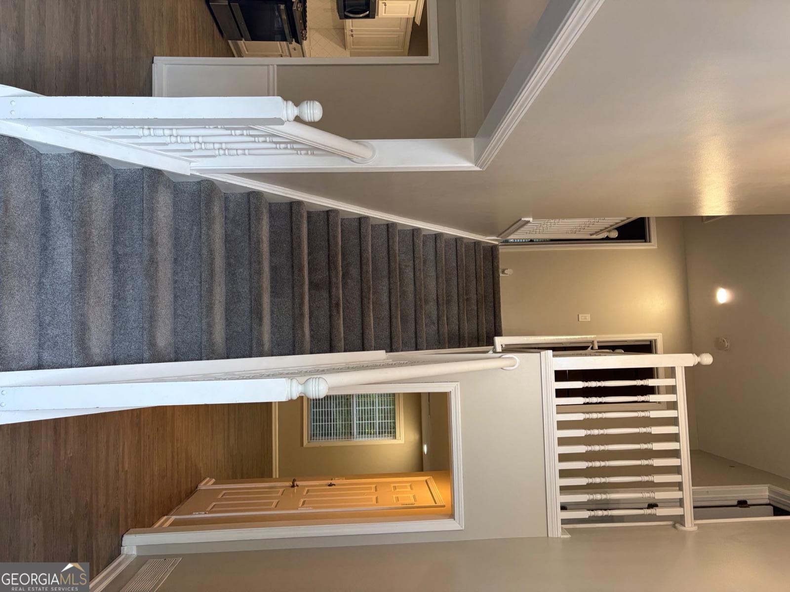 1105 Trumpet Vine Court Se Property Photo 4