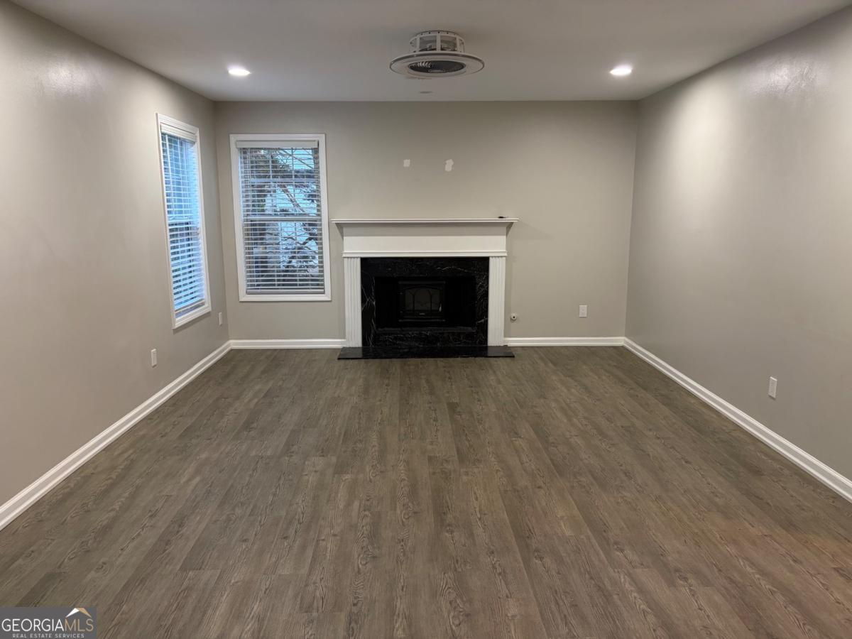 1105 Trumpet Vine Court Se Property Photo 14