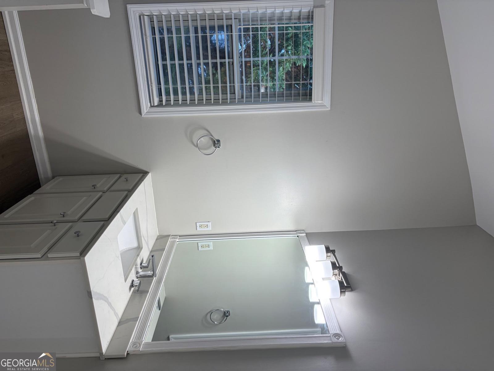 1105 Trumpet Vine Court Se Property Photo 25