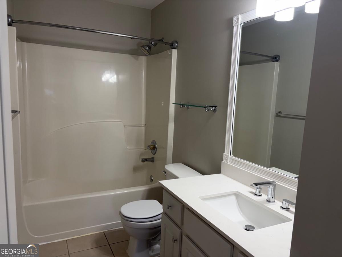 1105 Trumpet Vine Court Se Property Photo 30