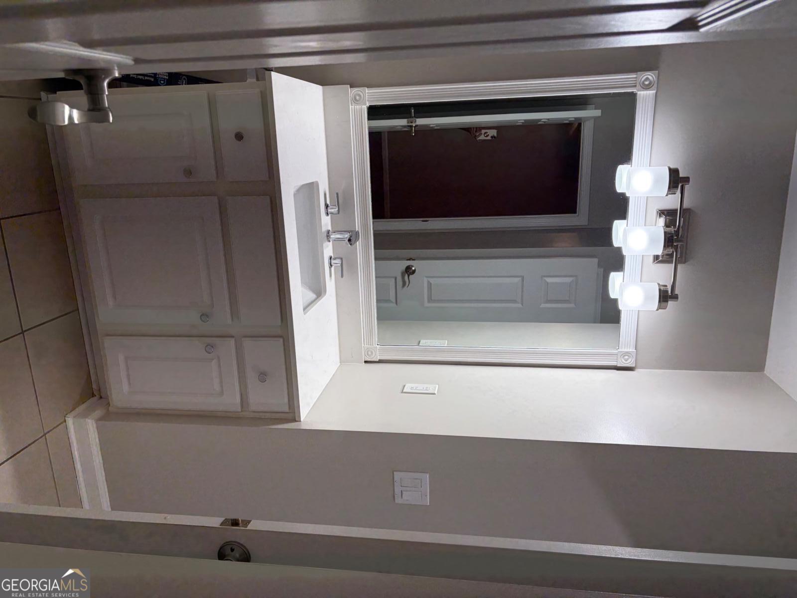 1105 Trumpet Vine Court Se Property Photo 31
