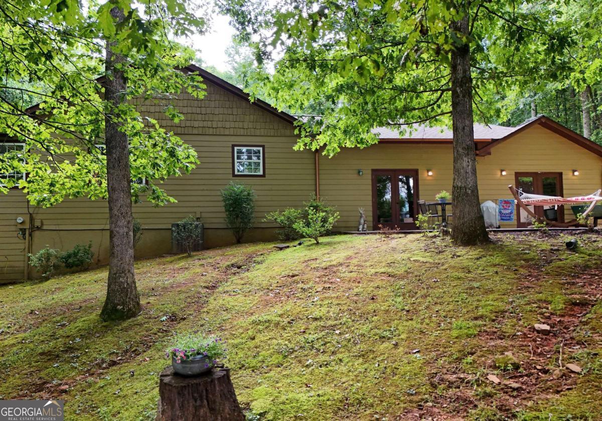 1512 Smithfield Lane Property Photo 5