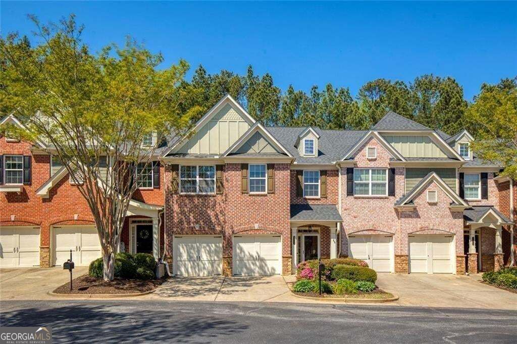 1404 Lexington Drive Property Photo 1