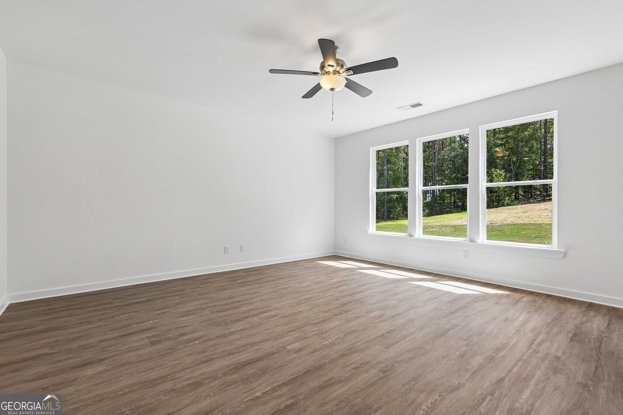 200 Eryn Terrace Property Photo 4