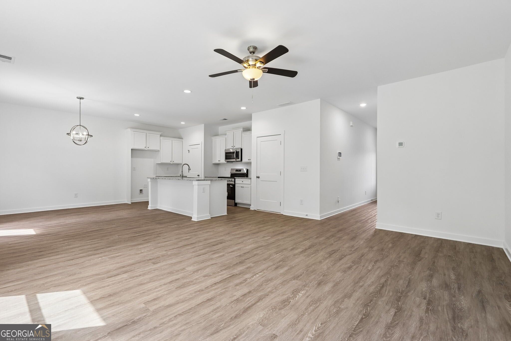 200 Eryn Terrace Property Photo 5