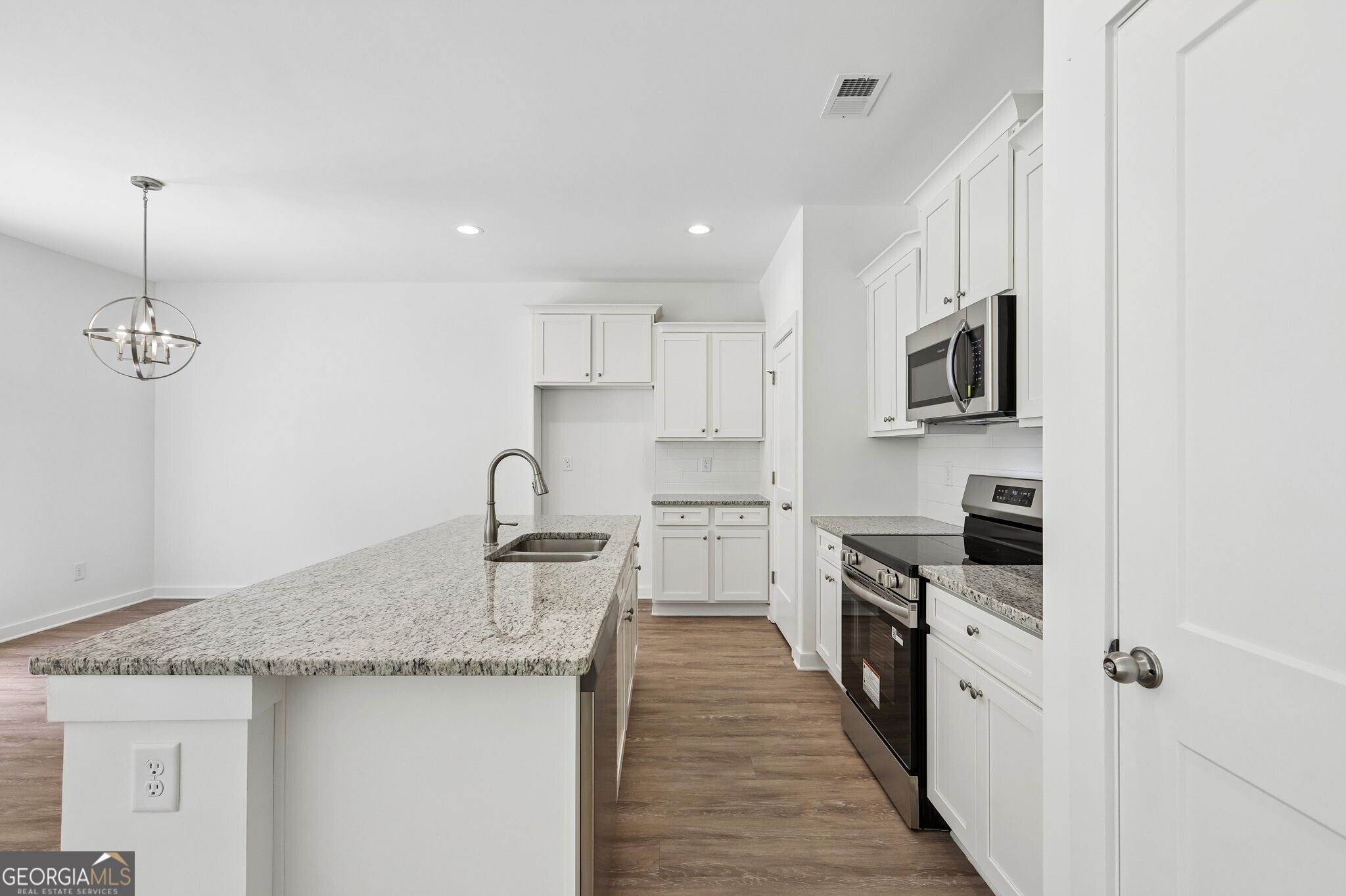 200 Eryn Terrace Property Photo 11