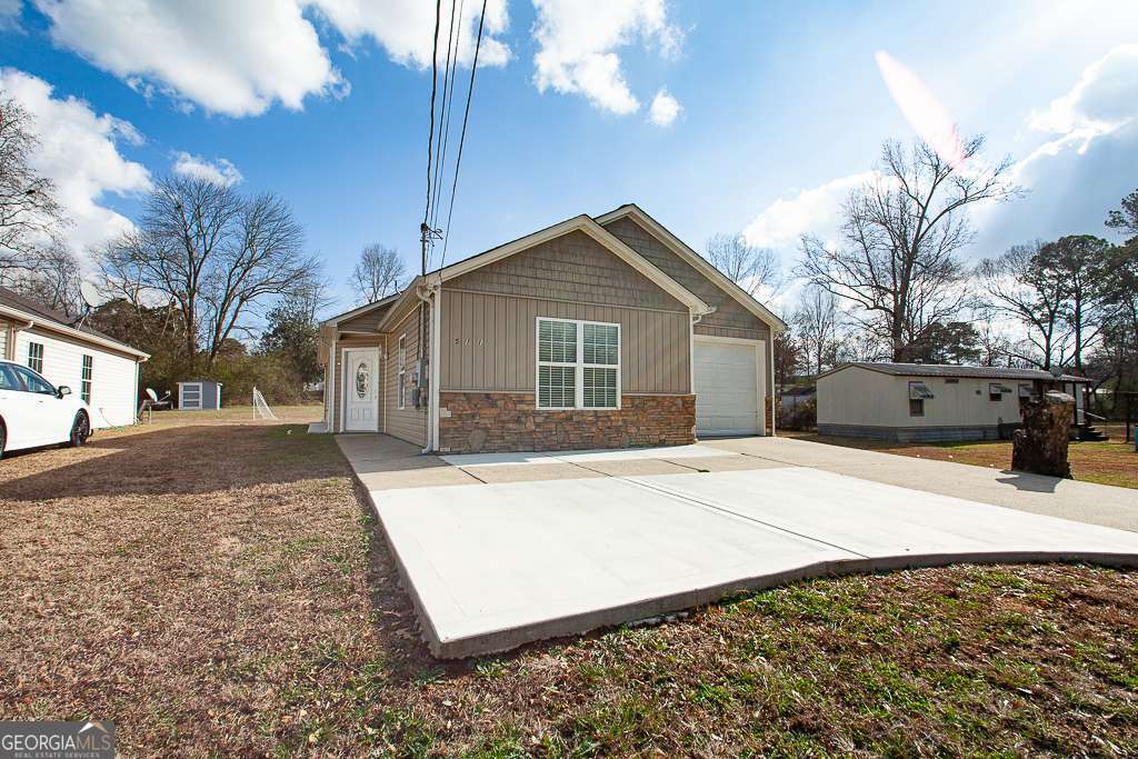 511 Circle Drive Property Photo 4
