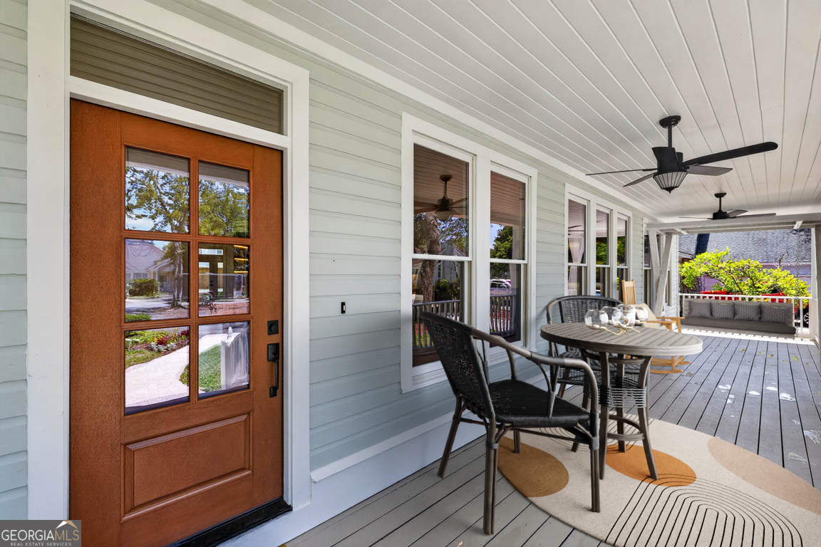 107 Seaside Circle Property Photo 5