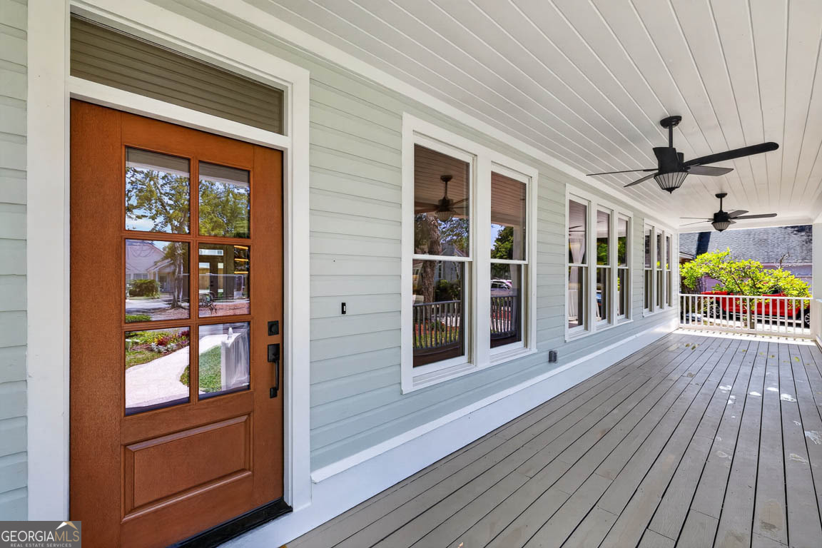 107 Seaside Circle Property Photo 6