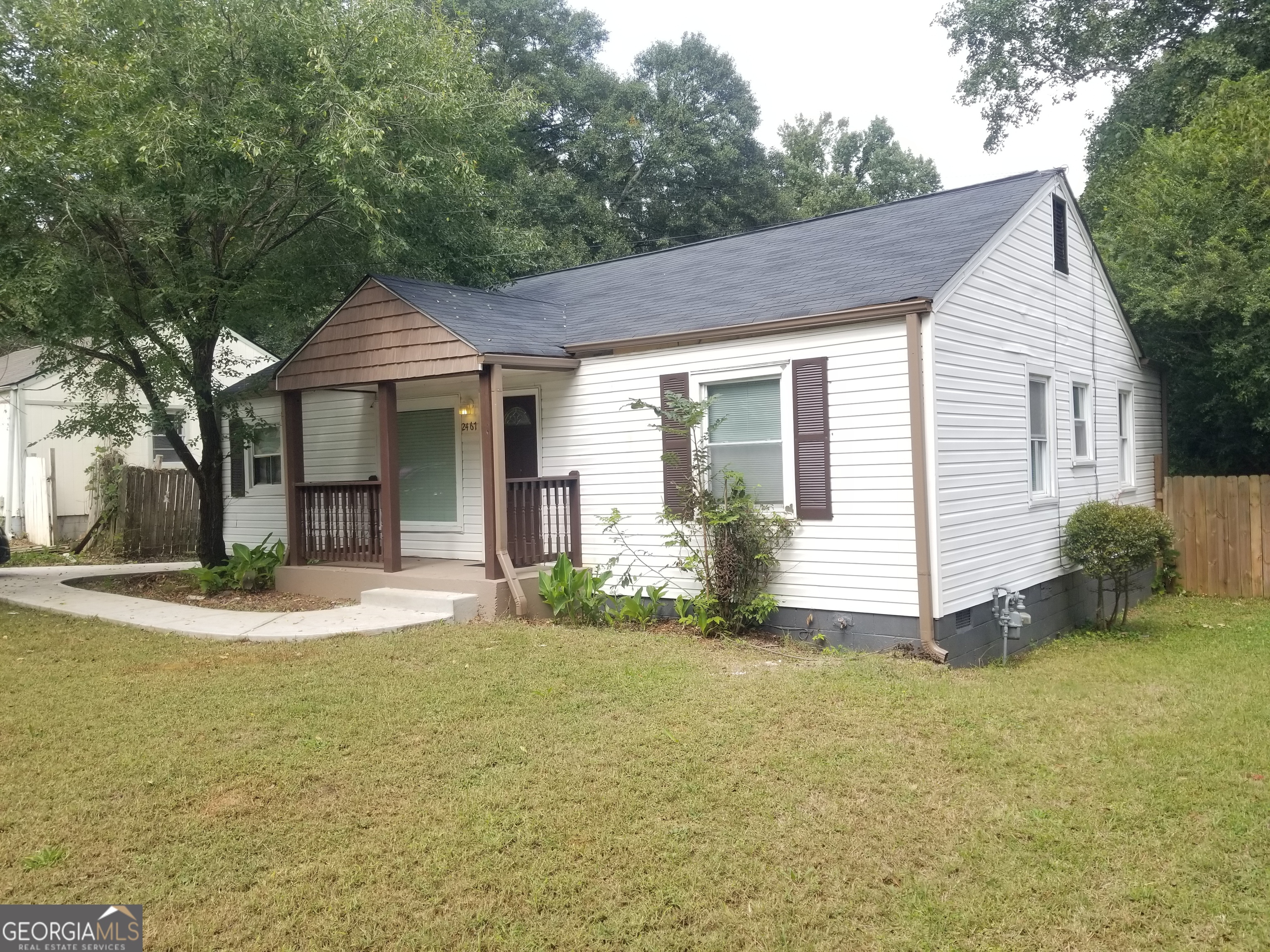 2467 Calvin Avenue Property Photo 3