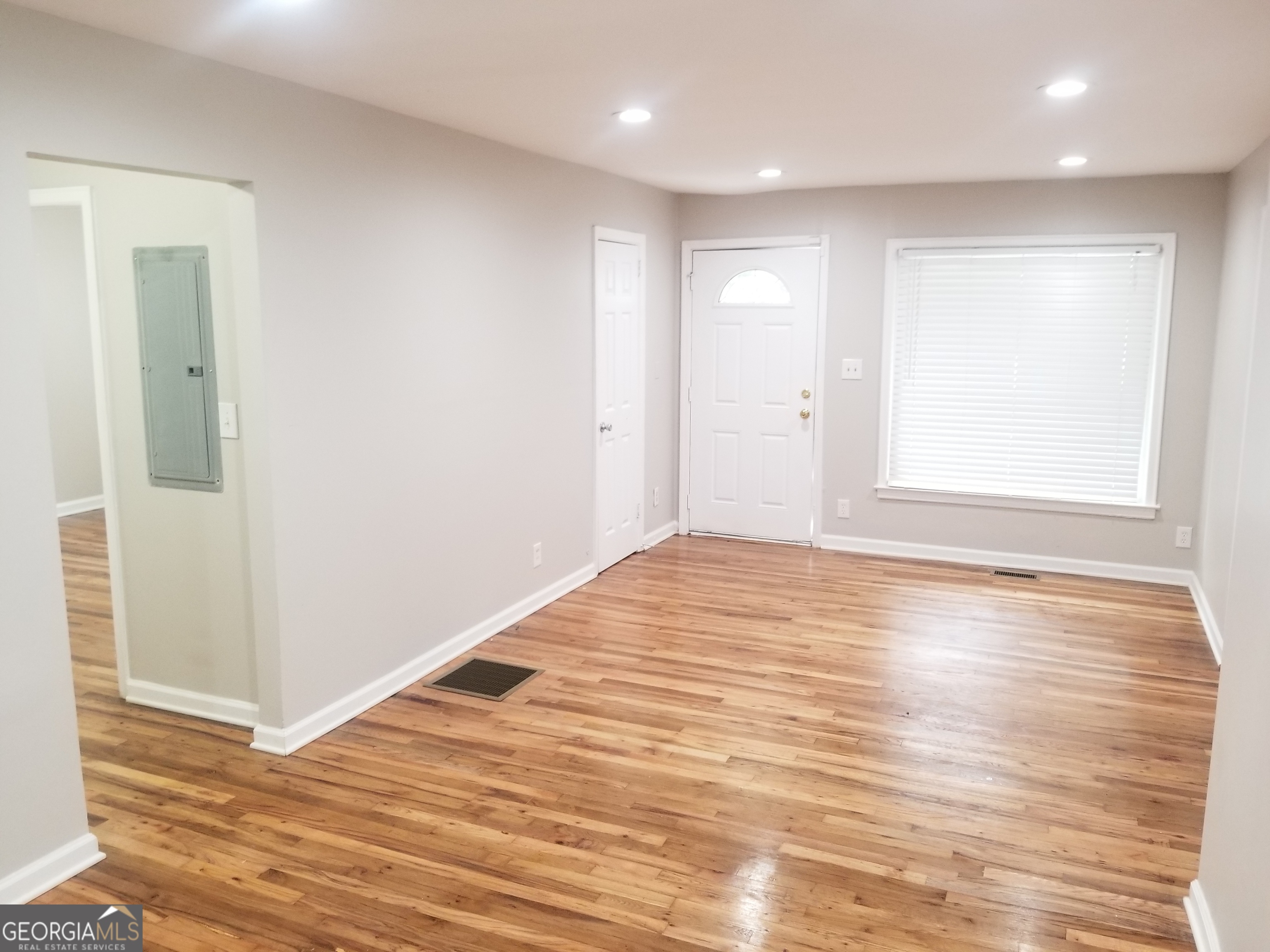 2467 Calvin Avenue Property Photo 16