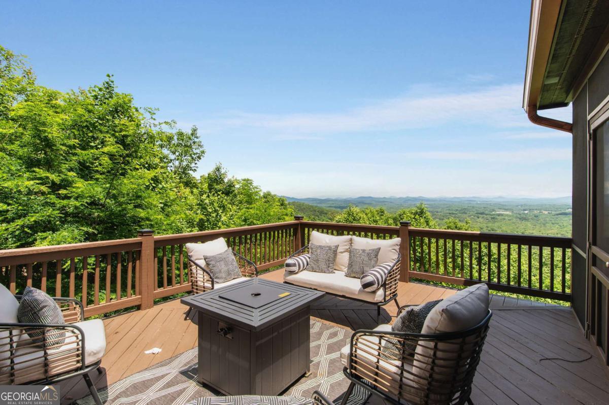 231 Sunrock Mountain Trail Property Photo 25