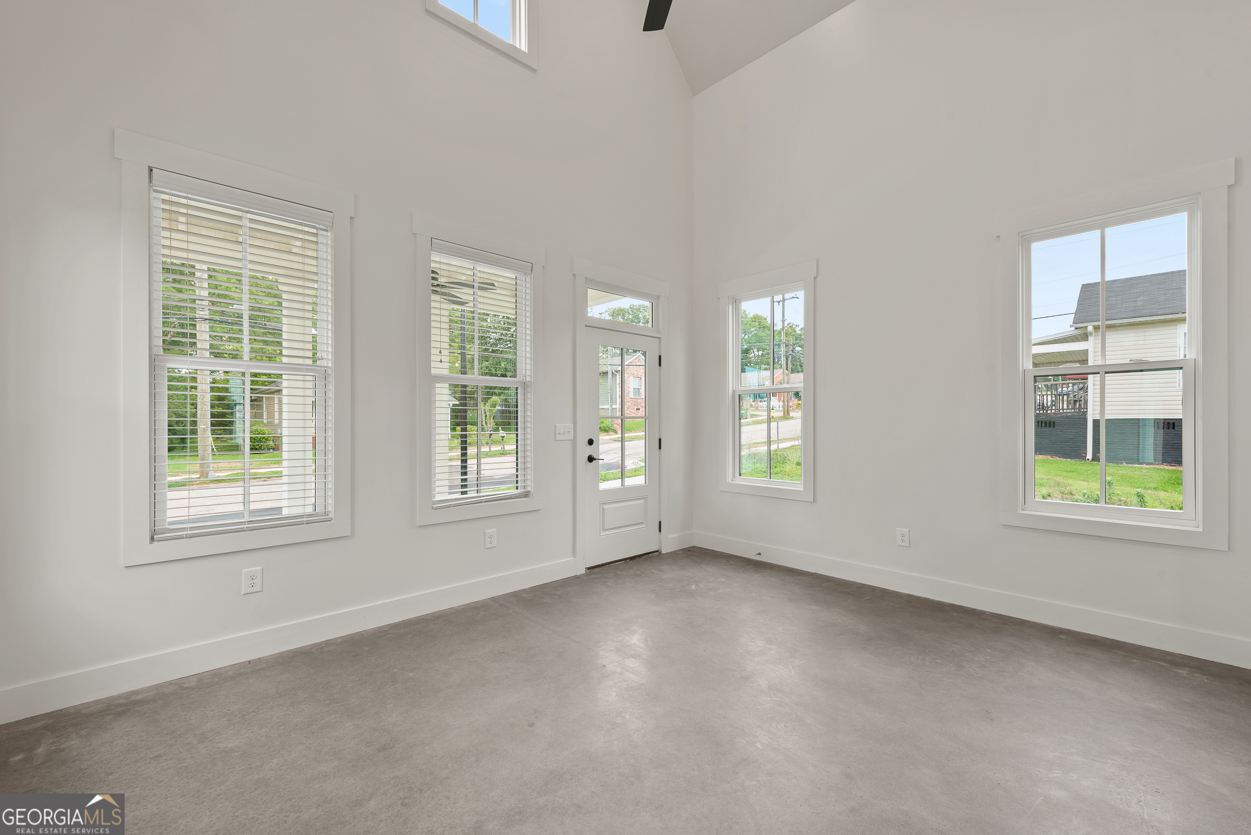 709 Jefferson Street Property Photo 11