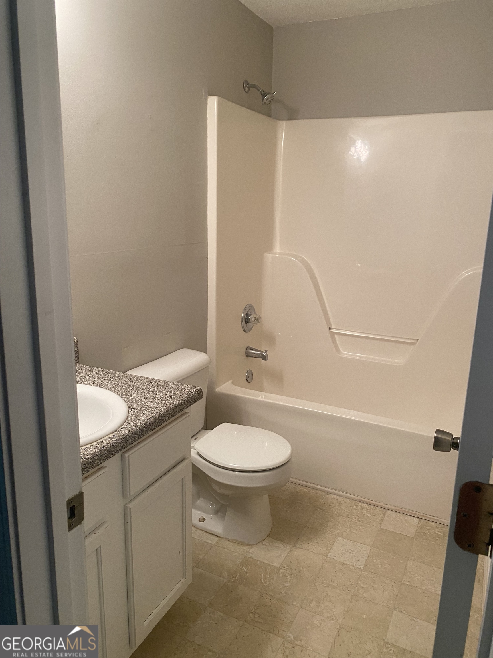 553 Wren Walk Property Photo 8