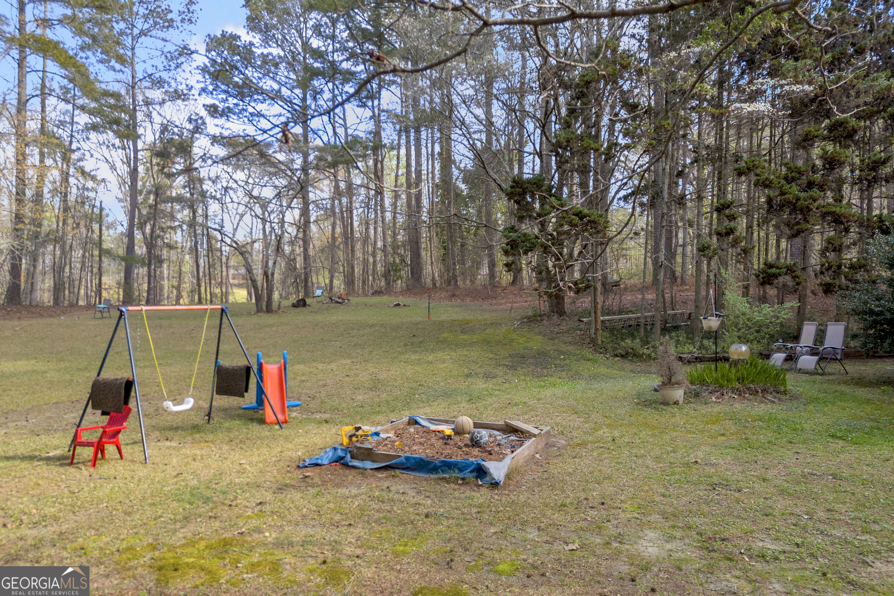 342 Brown Bridge Road Property Photo 15