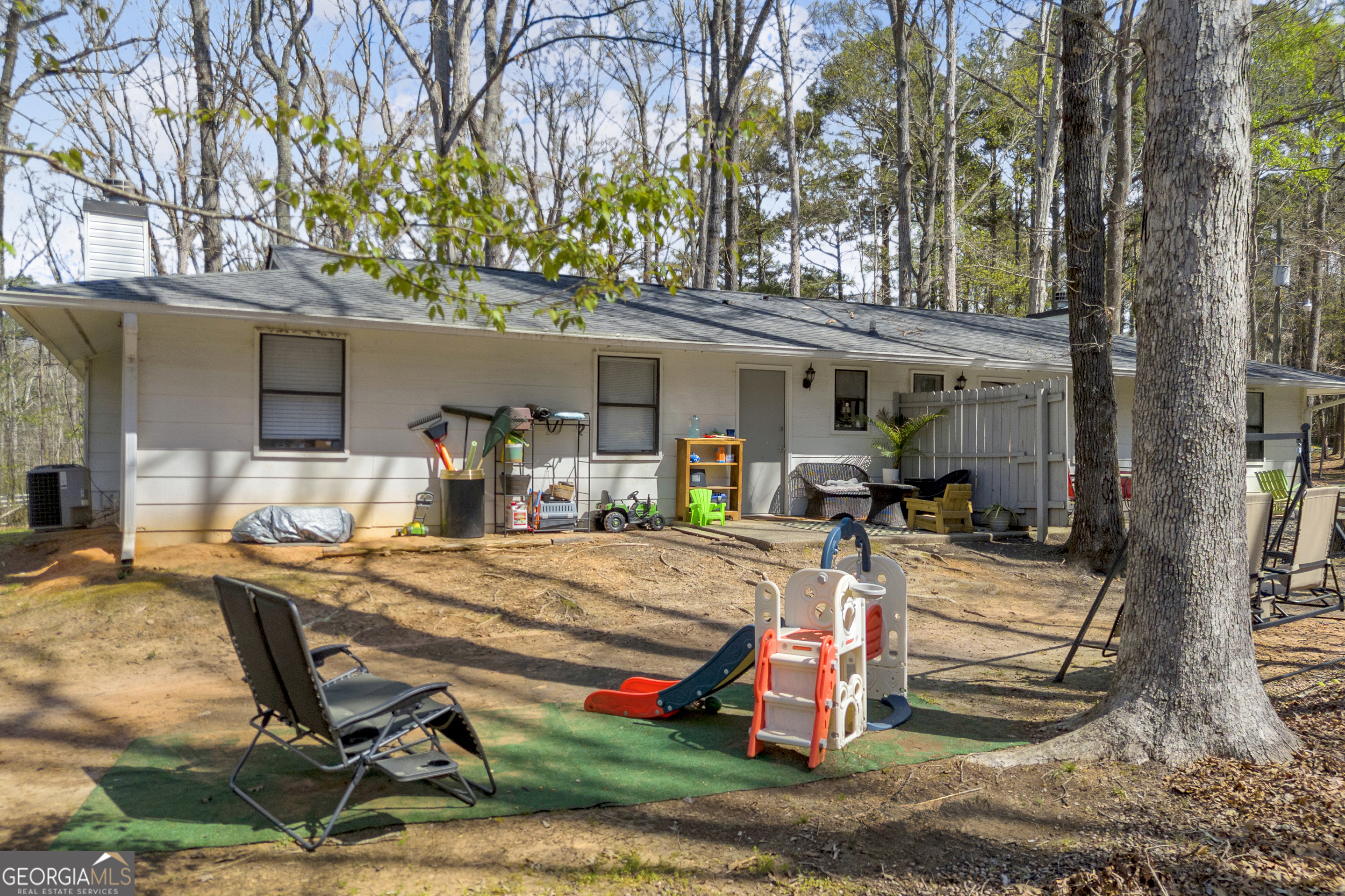 342 Brown Bridge Road Property Photo 24