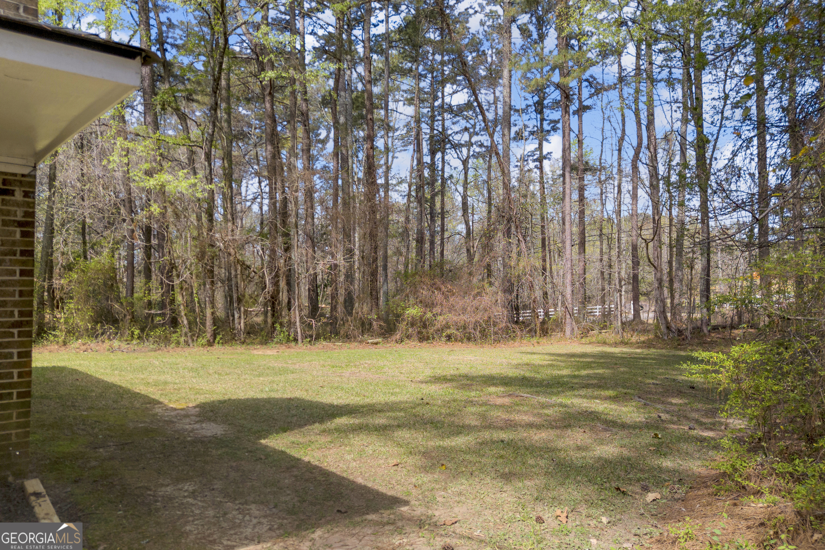 342 Brown Bridge Road Property Photo 45