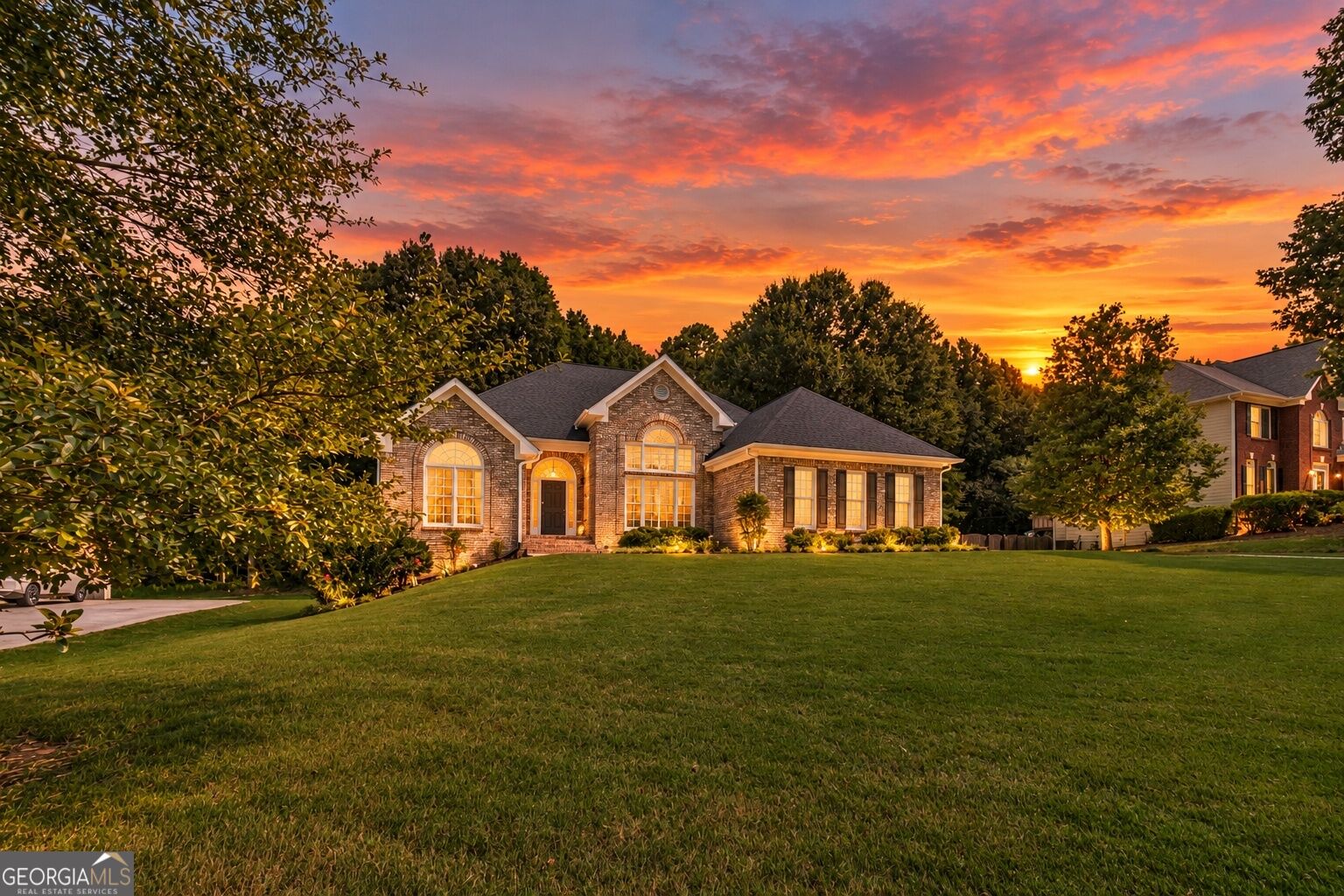 1114 Maple Creek Ridge Property Photo 1