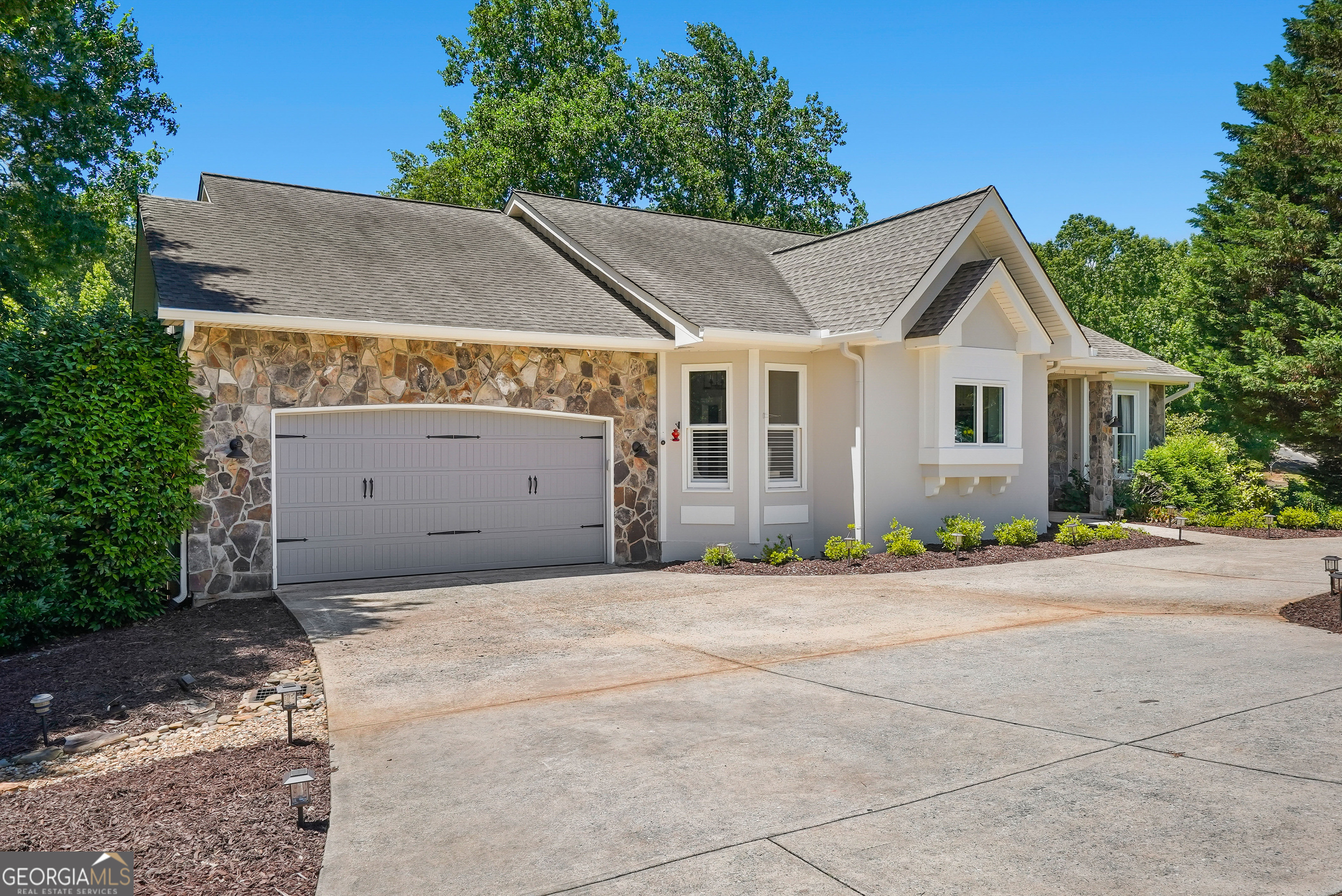 501 Granny Smith Circle Property Photo 7