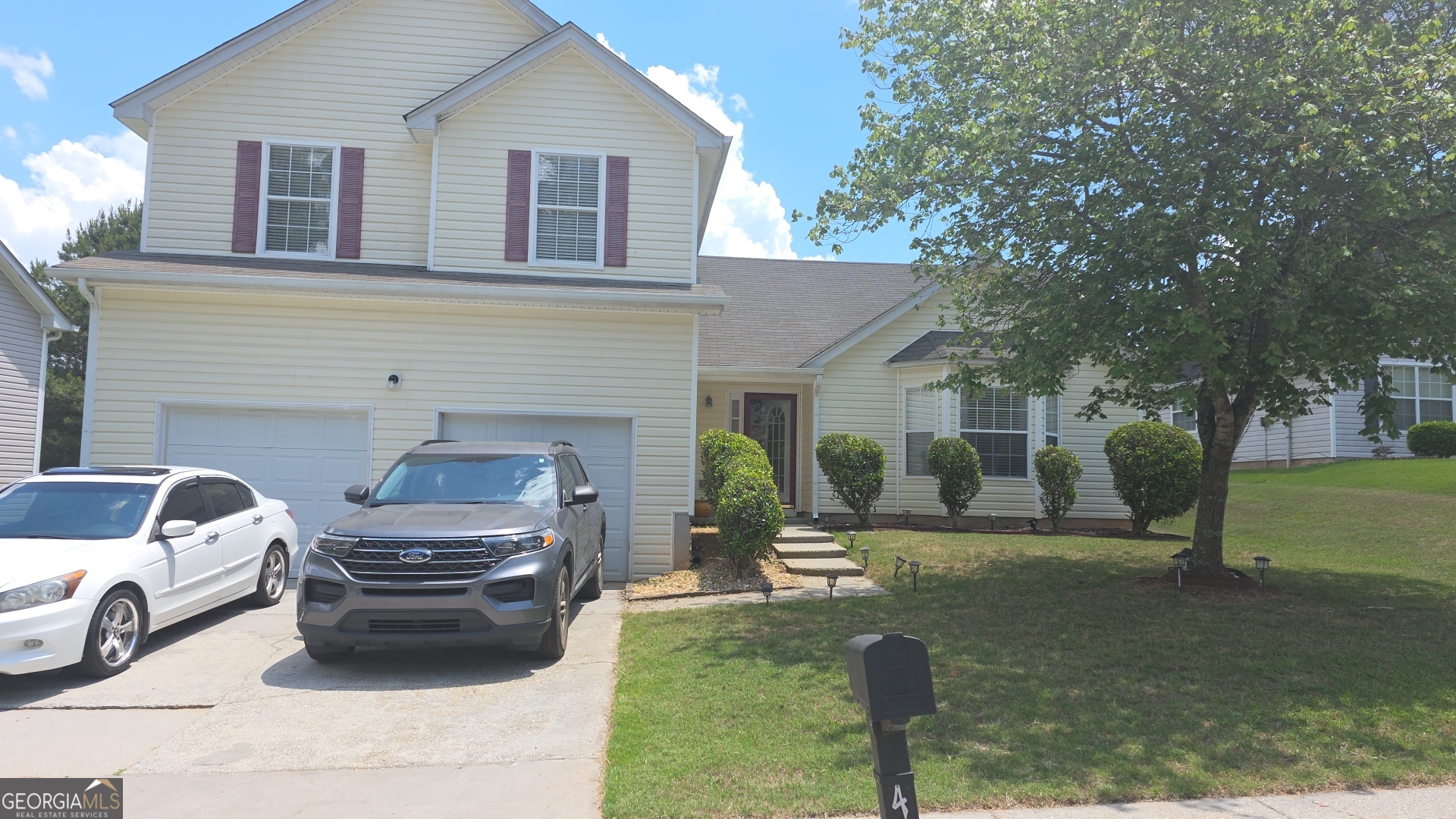 436 Berkshire Place Property Photo 1