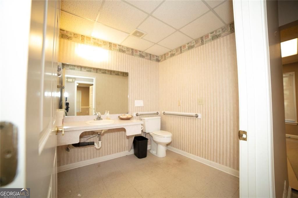 2415 W Park Place Boulevard # B Property Photo 17