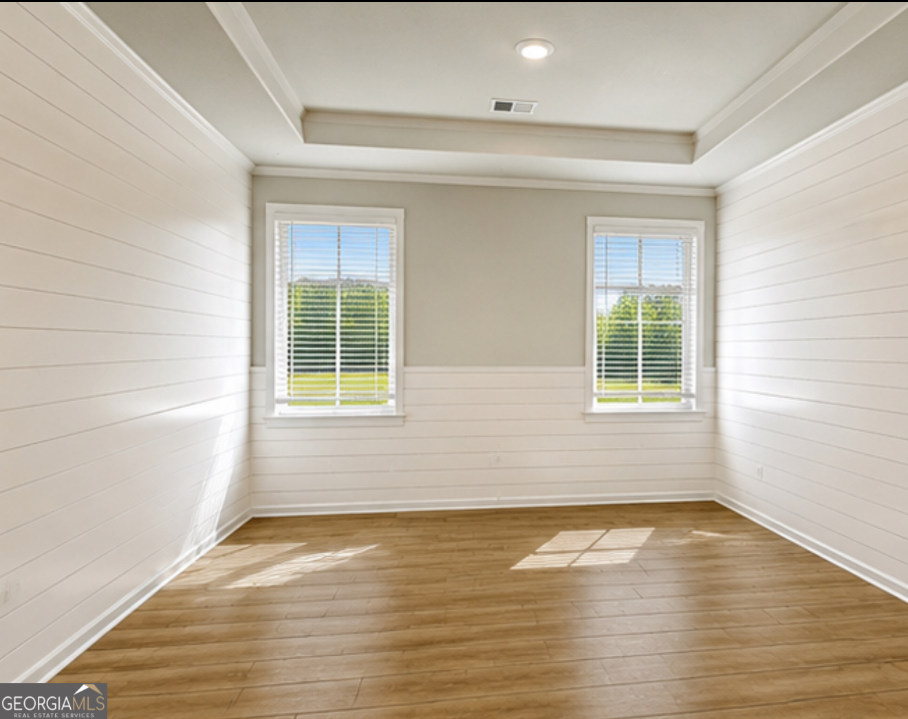 234 Lillan Street Property Photo 3